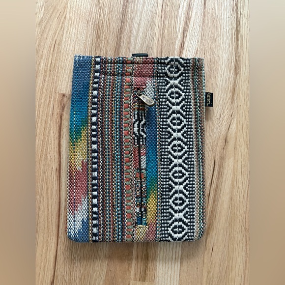 Catori Boho Tablet / iPad Case with Zipper Pocket - Picture 3 of 6